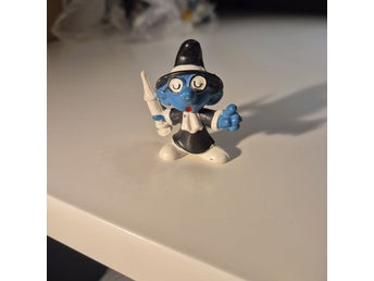 Smurf med trollstav och glasögon, W. Germany PEYO Bully