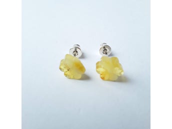 Amber Flower Earrings med 925 Sterling Silver studs