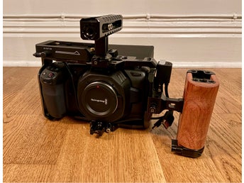 Blackmagic Pocket Cinema Camera 4K + SmallRig-cage och tillbehör