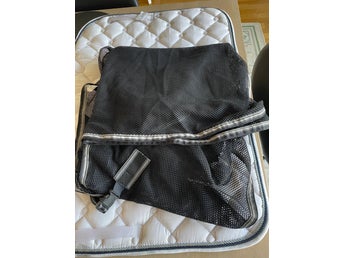 Hästtäcke i mesh, svart, storlek 135 cm