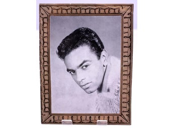Johnny Mathis souvenir music programme circa 1950s-English language-Weight: 52g