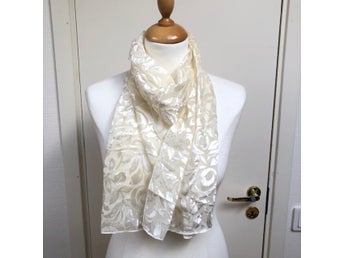 1970's vintage cream coloured embossed pattern semi sheer scarf