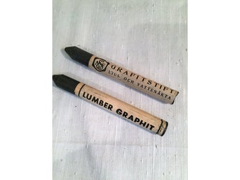 Lumber Graphit 2 st grafitpennor från -50talet. 12cm.Fr äld järnhandel