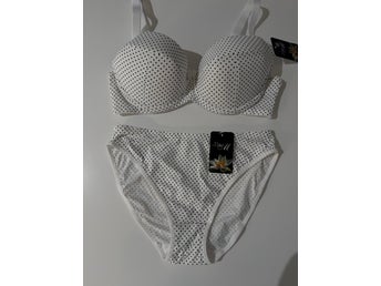 underklädesset 85B/40