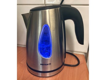 Menuett vattenkokare 1.0 liter rostfritt stål, blå belysning
