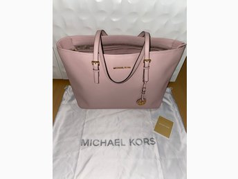 michael kors väska rosa litenm michael kors väska rosa litenm
