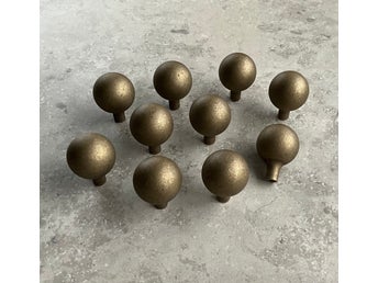 10 stycken – Knopp Boll – Antik Mässing