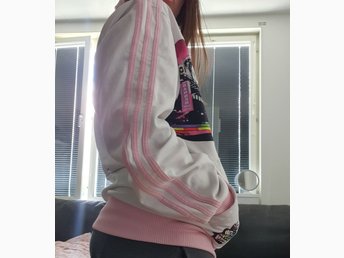 Retro Adidas jacka 38 tröja NewYork city Brooklyn BillMcmullen P6 Adicolor M Retro Adidas jacka 38 tröja NewYork city Brooklyn BillMcmullen P6 Adicolor M