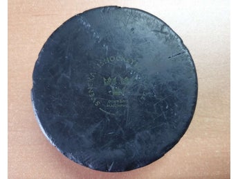 Ishockey Puck VM 1969, Finalspel USSR vs Sverige, made in Czechoslovakia