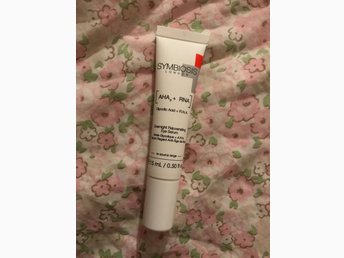 symbiosis overnight eye serum