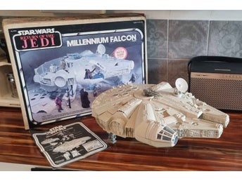 Millennium Falcon - Kenner -Star Wars vintage Return of the Jedi