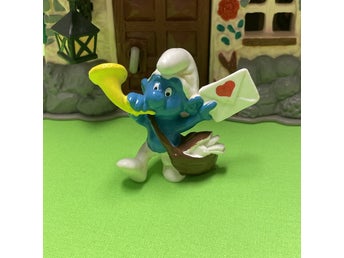 Smurf som brevbärare med kärleksbrev….toppskick… lågt utrop…