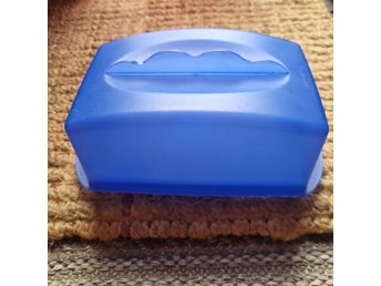 TUPPERWARE SMÖRBYTTA 1/2 KG