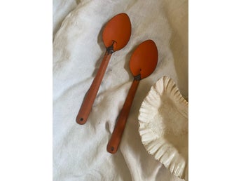 Retro, Orange salladsbestick i metall