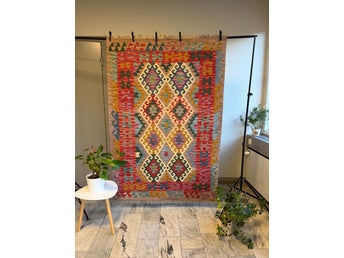 Handvävd Ull kelimmatta 181 x 123 cm