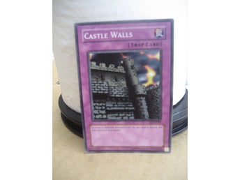 english yugioh cards yu gi oh - Can Japanese Cards be played if using an English based Deck?