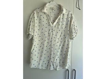 H&M vit blus, storlek M (mama)