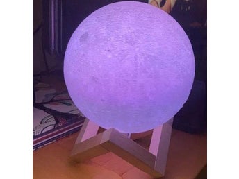 16 färger 18cm uppladdningsbar trådlös 3D mån nattlampa med fjärrkontroll