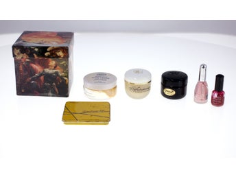 Vintage mixed beauty make-up bundle-circa 1980s/1990s-Weight 554g-FREE POST