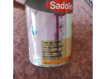Sadiolin trä och metall färg E/FGl/C blank.