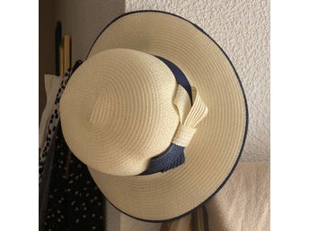 Rosa hatt