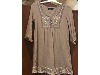 Vintage Vacker Sliten Tunika Nougatfärgad Boho/Etno Topp KappAhl strl 40