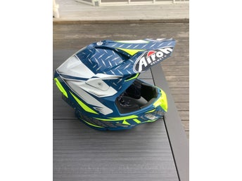 Airoh Twist 2.0 Cross-/snöskoterhjälm storlek L