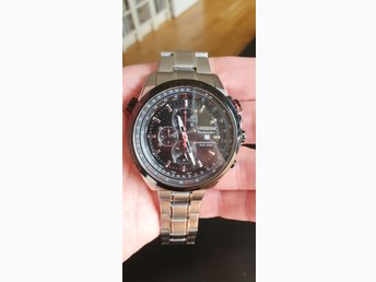 champion outlander watch