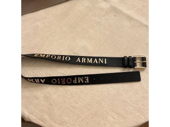 Emporio Armani svart bä