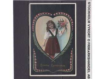 Flicka med blommor i handen, hjärta, Hjärtlig Gratulation