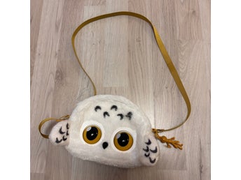 Hedwig interaktiv uggleväska med axelrem Harry Potter