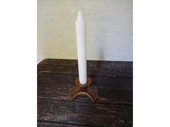 Fin gammal ljusstake