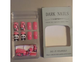 DARK NAILS - Lösnaglar panda