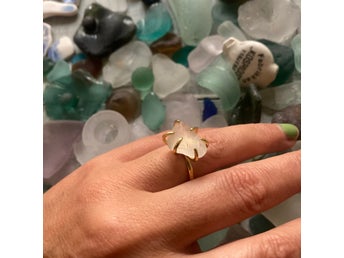 Handgjord ring strandglas #seaglass mässing hav glas återbruk västkusten onesize