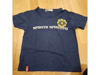 Fila blå t-shirt, storlek XS