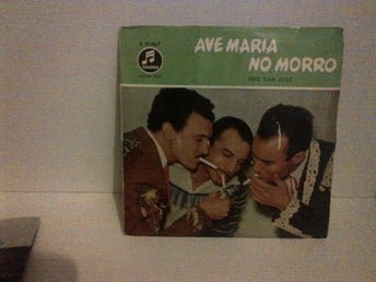 Trio San José - Ave Maria No Morro