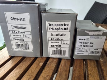 SKRUV TRÄ-SPÅN-TRÄ 4,2X 45, OCH 4,2X35 MM ELZINK. GIPS-STÅL 3,5X42 SVART 750 ST