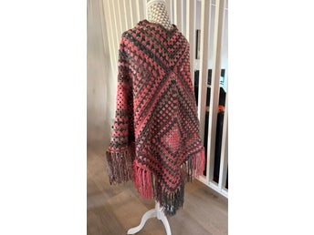 Lång Poncho med fransar
