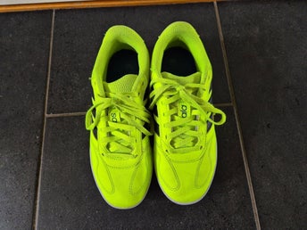 Adidas indoorskor stl 37 1/3