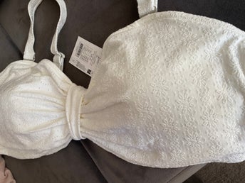 Nytt Zizzi Bikiniunderdel och Bandeau-topp, Storlek 52