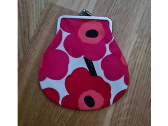 Blommig väska purse