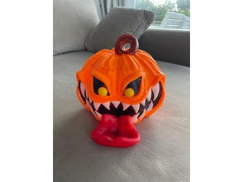 Halloweenpumpa halloween pumpa godis ny lågt utrop 1kr