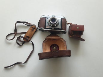 Kodak Retinette 35mm kamera – Schneider Kreuznach – m. lædertaske