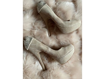 Steve Madden Klackskor med Strassdetaljer