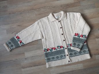kofta kabelstickad vintage ull blommor tröja Cappuccini XL ulltröja lusekofta EDHI29
