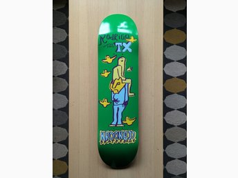 Krooked Skateboard Deck Rodrigo TX Guest Pro | Köp på Tradera
