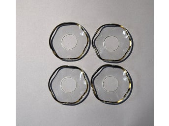 4 GLASMANSCHETTER med guldkant Vintage från NYBRO