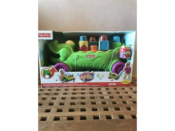 Fisher-Price Krokodilbil med musik 6-36 m Stack`n surprise blocks