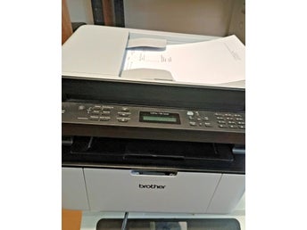 Brother MFC-1910W S/W Laserdrucker wenig benutzen