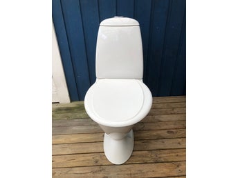 Toalettstol Ifö Cera extra hög